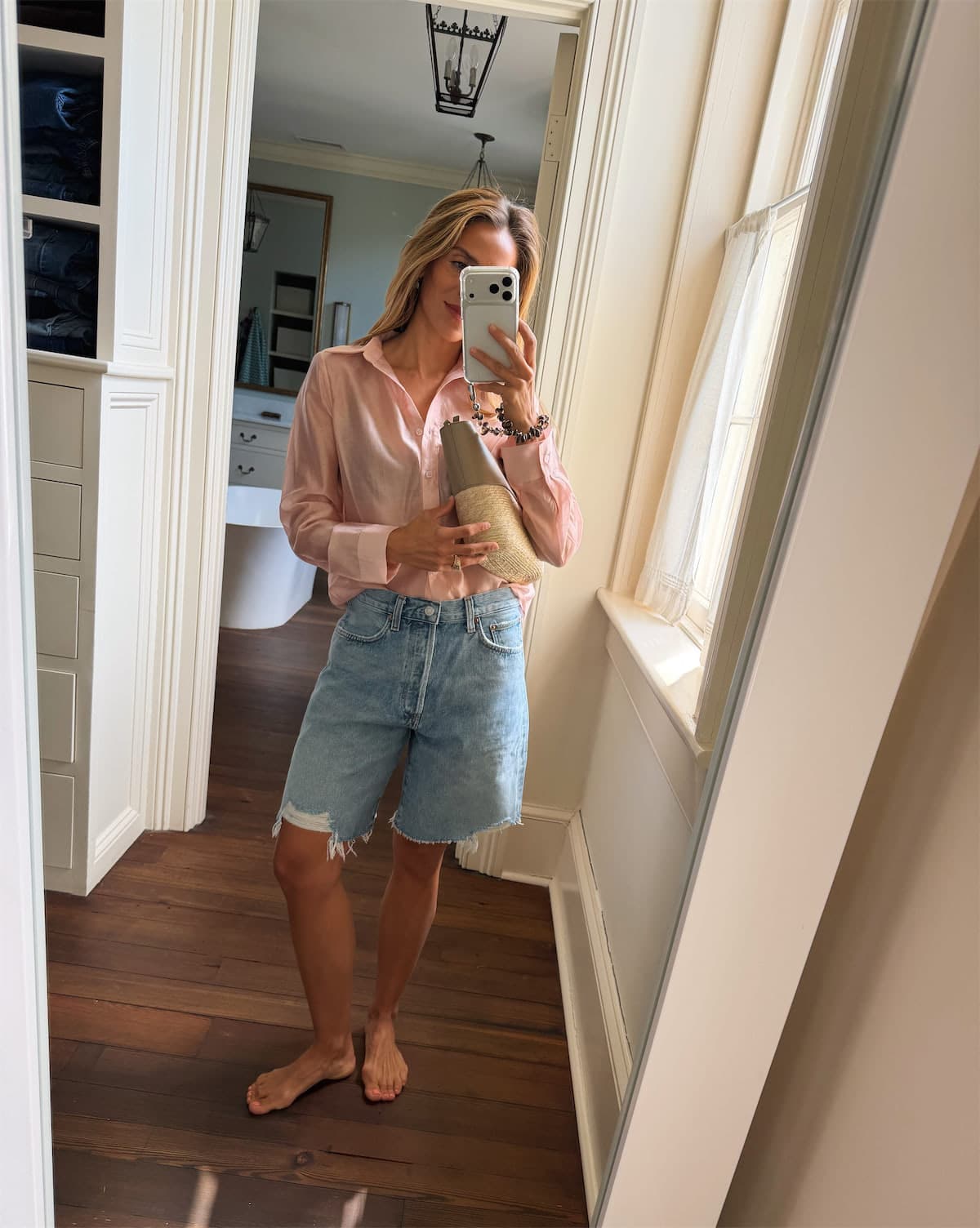 Effortless Indoor Summer Elegance