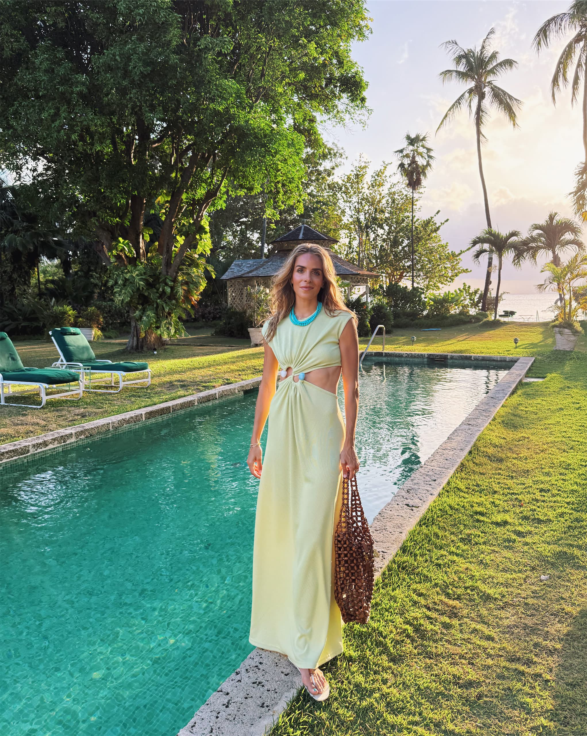 Villa Afternoons outfit